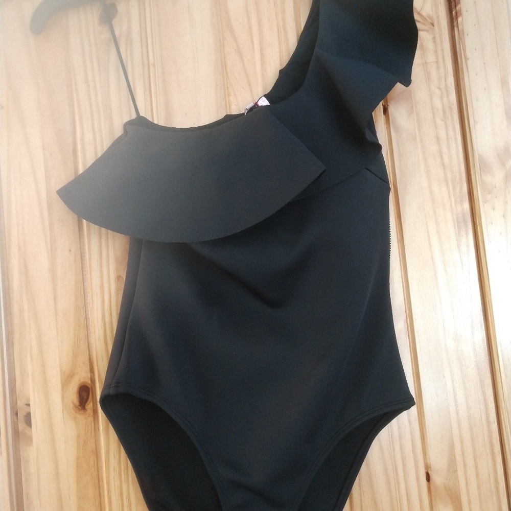 Bathing suit